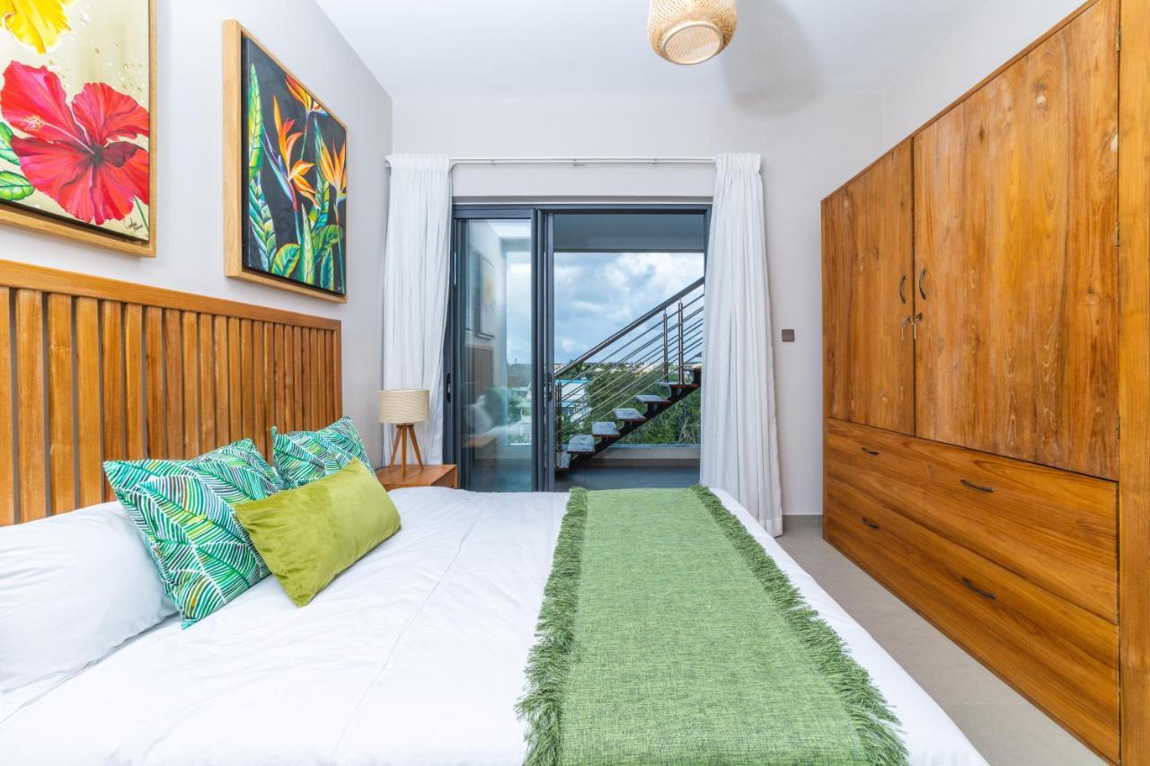 One Bay Residence Unit 15 - Penthouse With Private Roof Top, Jacuzzi And Sea View Grand Baie Exteriör bild