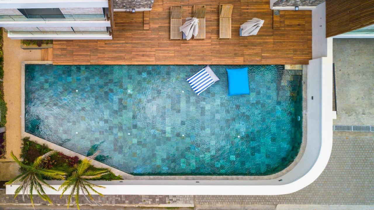 One Bay Residence Unit 15 - Penthouse With Private Roof Top, Jacuzzi And Sea View Grand Baie Exteriör bild