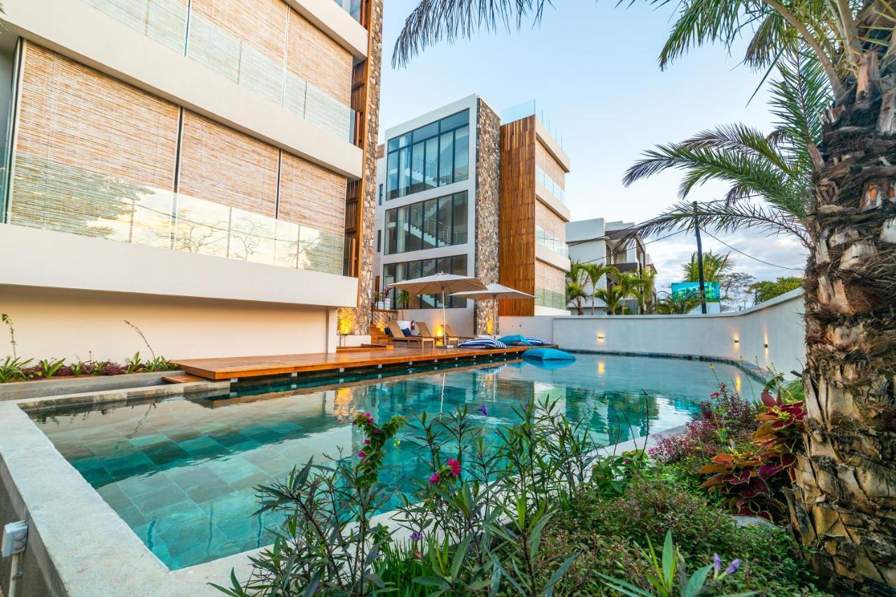 One Bay Residence Unit 15 - Penthouse With Private Roof Top, Jacuzzi And Sea View Grand Baie Exteriör bild